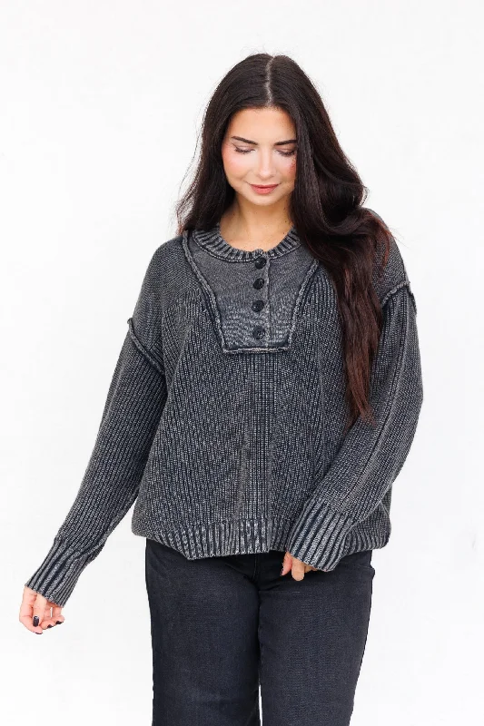 KAIA SWEATER